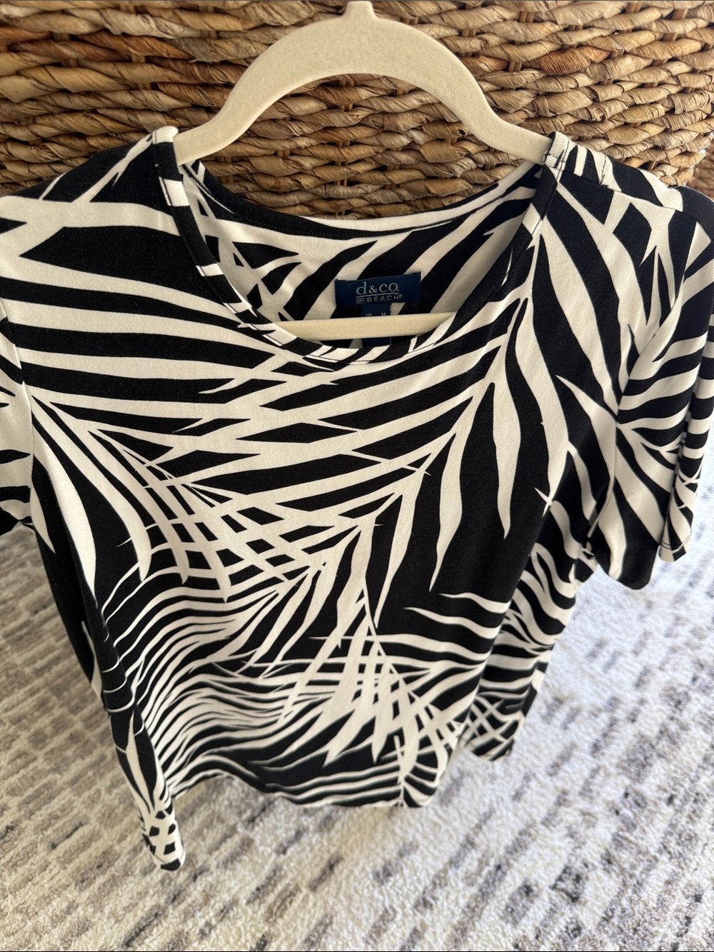 d.s. & Co. Black and White Short-Sleeve Palm Leaf Print Tee